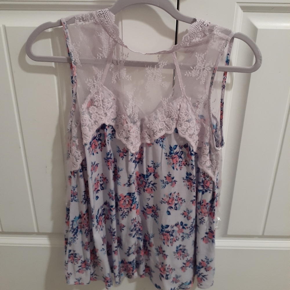 CUTE BLOUSE